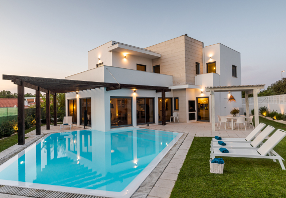 Luxury Beachfront Villa